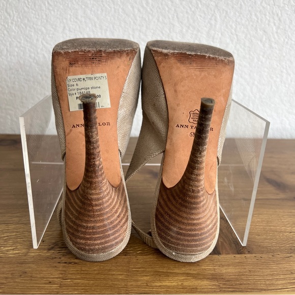 Ann Taylor heels - Picture 4 of 10